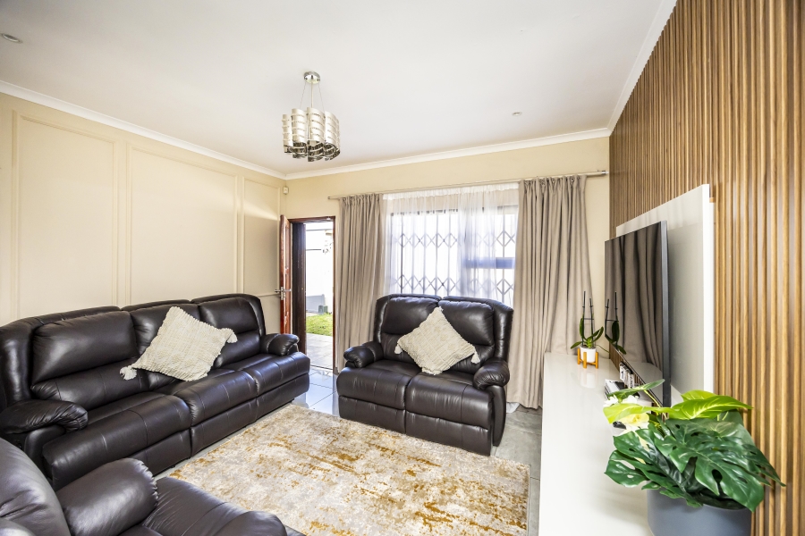 3 Bedroom Property for Sale in Haven Hills Eastern Cape